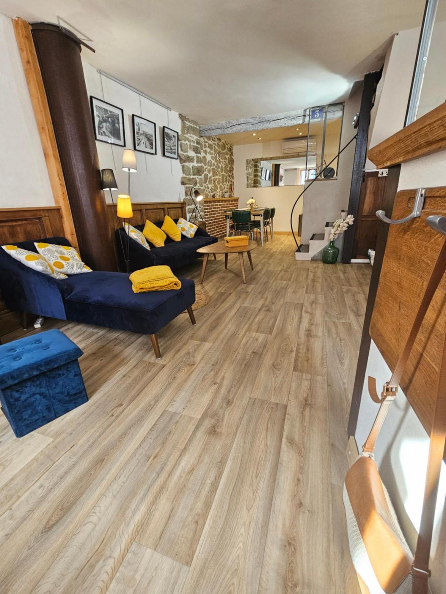 Cite Medievale- Le Remp'art - Confort - Acces Direct Pietons - Parking Gratuit * Carcassonne