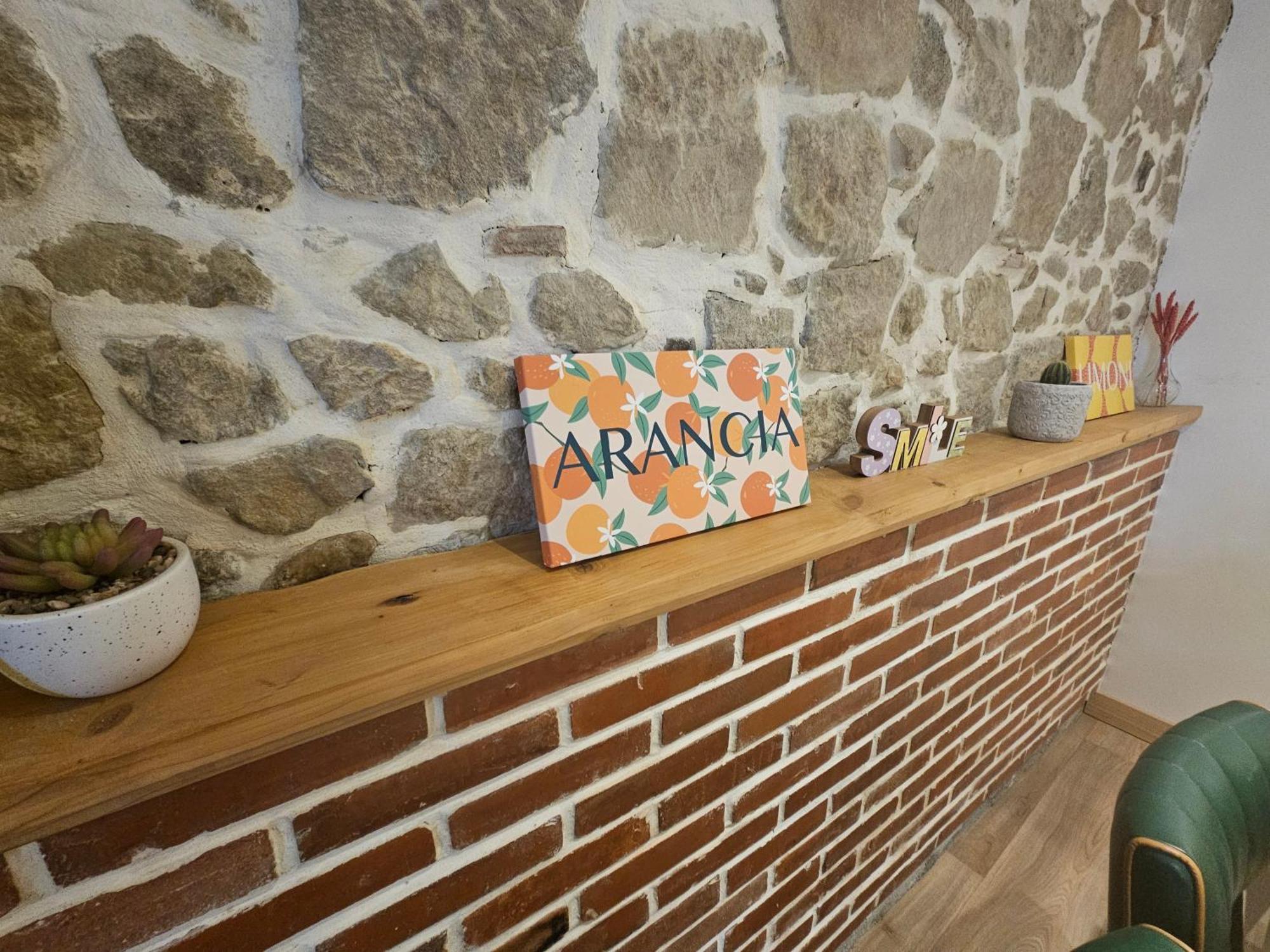 Cite Medievale- Le Remp'art - Confort - Acces Direct Pietons - Parking Gratuit Apartment *