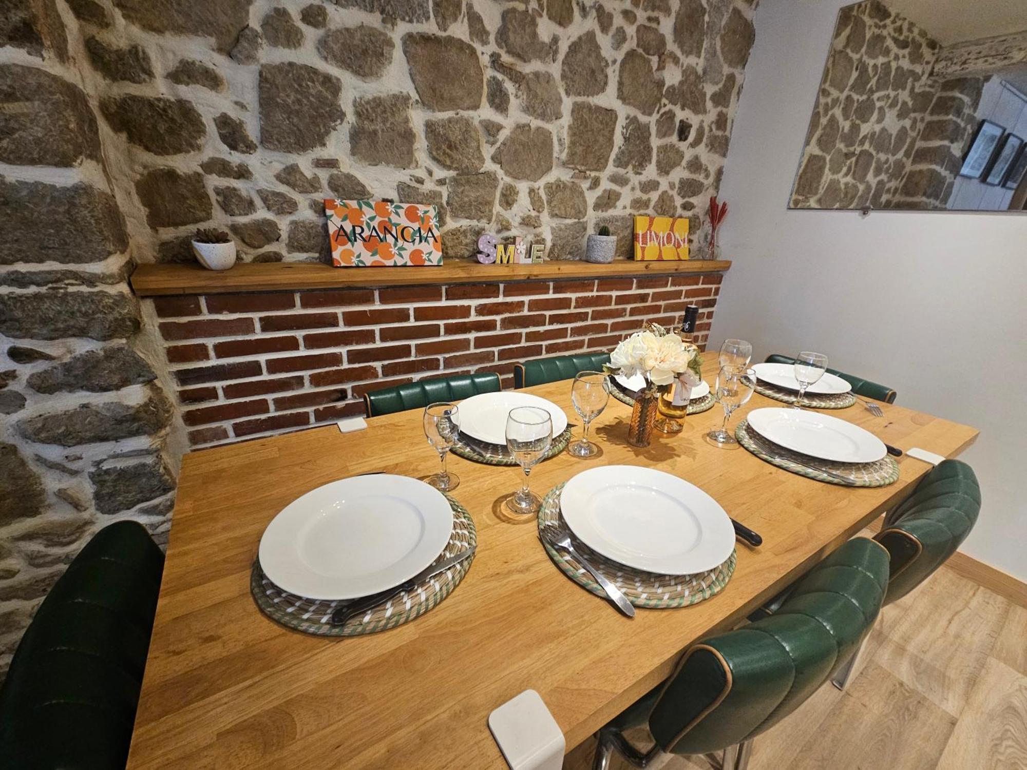 Apartment Cite Medievale- Le Remp'art - Confort - Acces Direct Pietons - Parking Gratuit Carcassonne